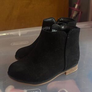 Cat & Jack Black Kids Suede Boots